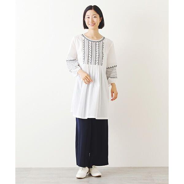 TABASA / タバサ コットンローン ステッチ刺繍 チュニックの画像