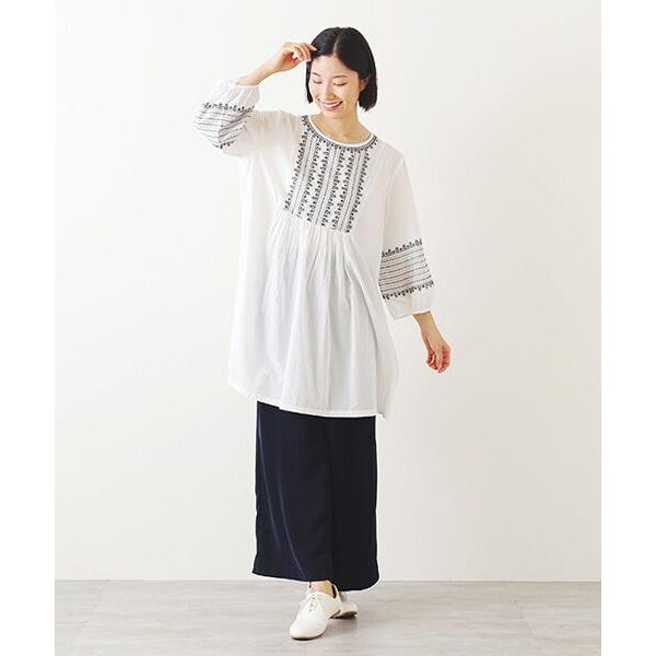 TABASA / タバサ コットンローン ステッチ刺繍 チュニックの画像