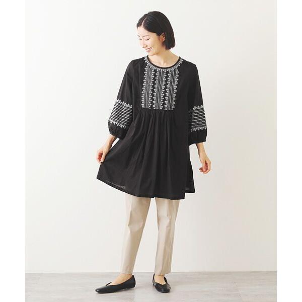 TABASA / タバサ コットンローン ステッチ刺繍 チュニックの画像