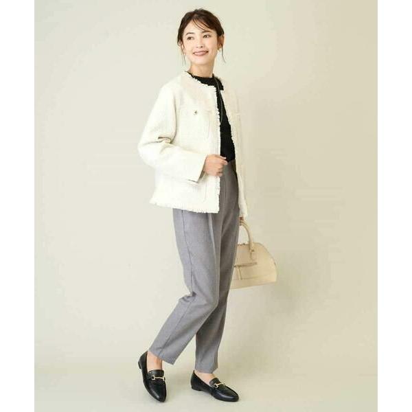 a.v.v（アー・ヴェ・ヴェ） ノーカラーツイードジャケット