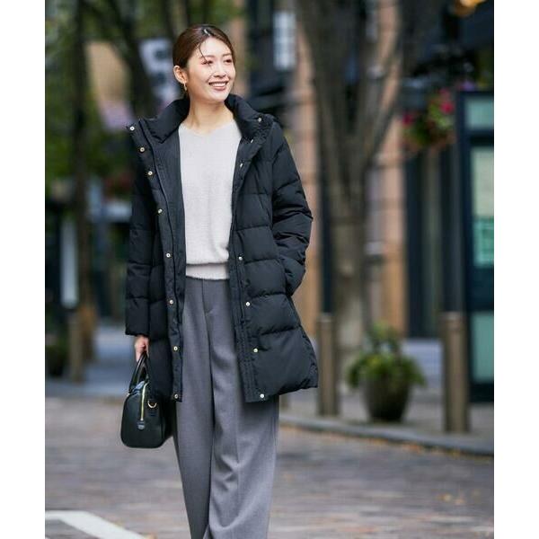 a.v.v（アー・ヴェ・ヴェ） フーデッドロングダウンコート