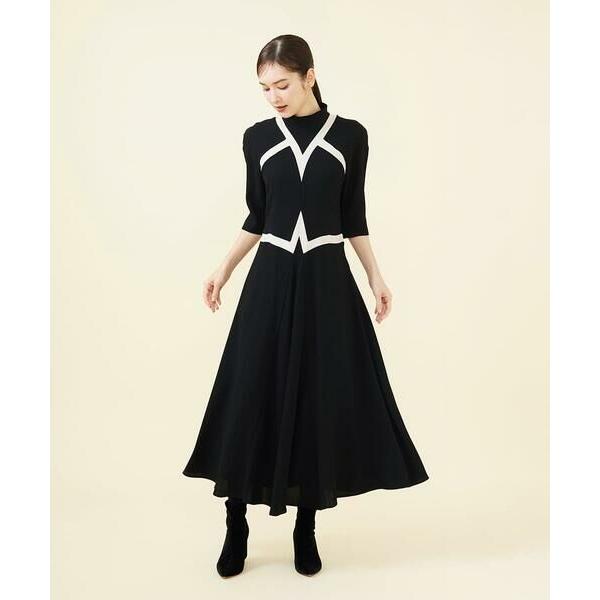 Sybilla（シビラ） 【SMART DRESS】サテンカットワークドレス 