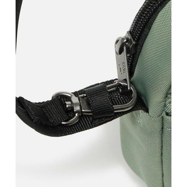 AIGLE（エーグル） 【pacsafe(R)】 スモールクロス ショルダーバッグ S