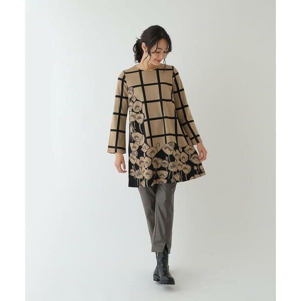 ［即日発送］ HIROKO BIS GRANDE / ヒロコビス グランデ 【洗える/日本製】アネモネ×スクエアモチーフカットソーチュニック 【2452257406】(14630円)