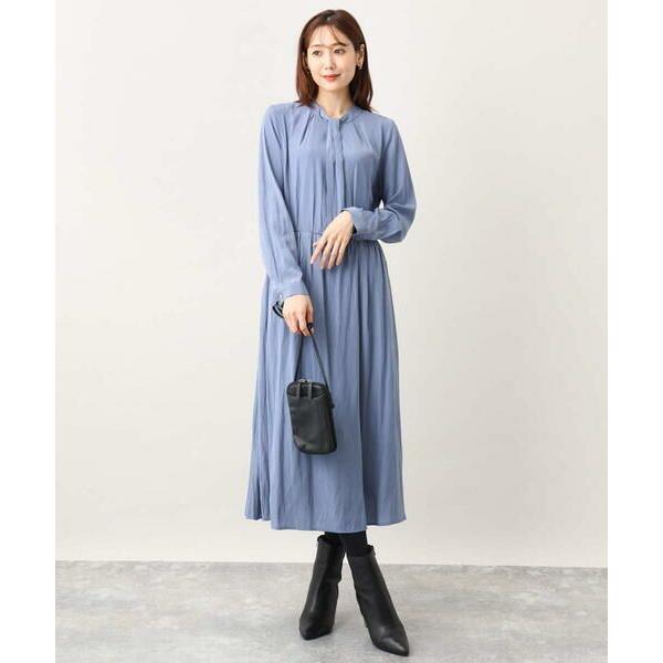 OFUON（オフオン） パウダーサテンボウタイ風デザインワンピース