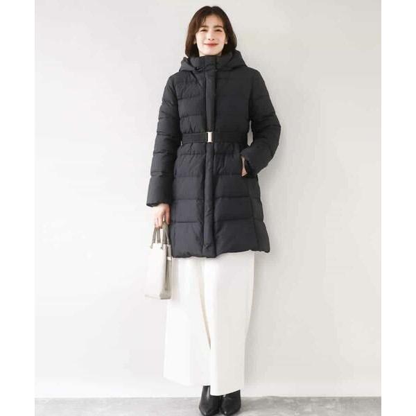 女優襟、ofuonの、ベルト付きのロング丈ダウンコート、Мサイズ。 OFUON le MK（オフオン ル エムケー） OFUON / オフオン ベルト付き