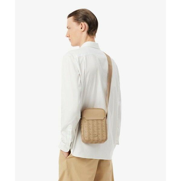 LACOSTE（ラコステ） ザ ブレンド モノグラムバーティカルショルダー