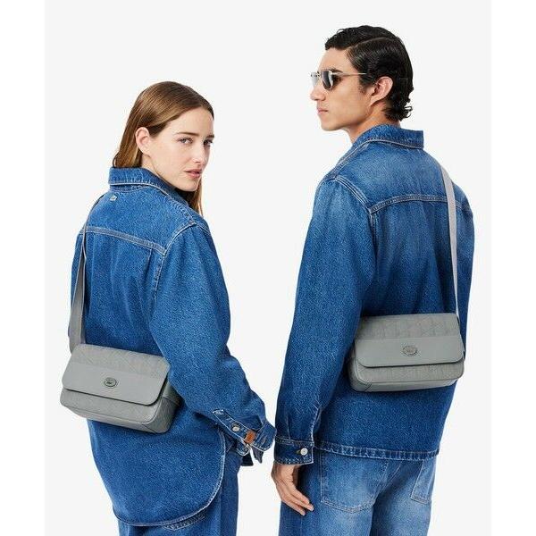 LACOSTE（ラコステ） モノグラム スプリットレザーフラップクローズ