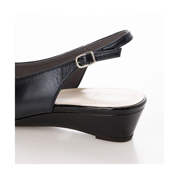 Riz raffinee（リズ ラフィーネ） オープントゥバックベルトサンダル