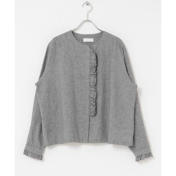 かぐれ　新品未使用品　ワッシャーフリルブラウス　ライトグレー ワッシャーフリルブラウス（シャツ/ブラウス）｜かぐれ（カグレ