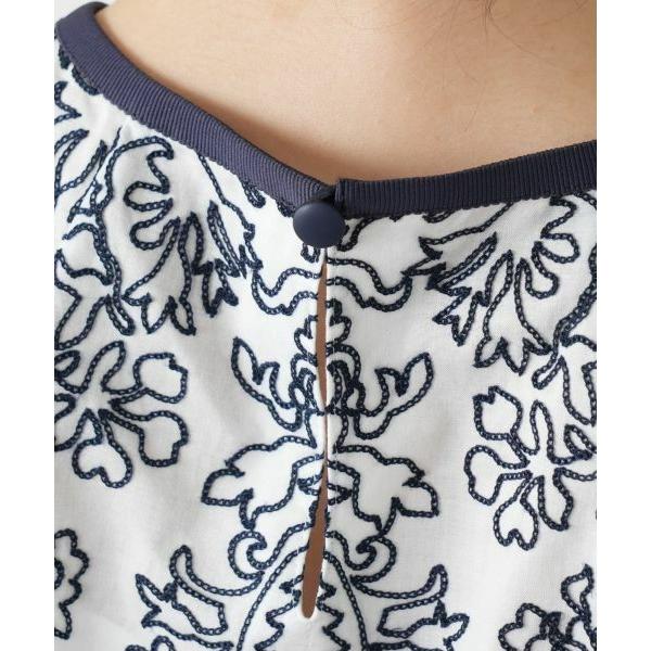 Leilian / レリアン 刺繍フレンチスリーブブラウスの画像