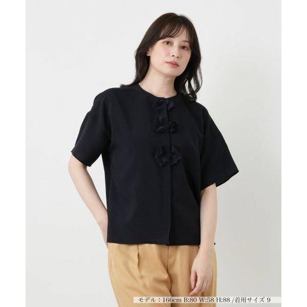 Leilian / レリアン フラワーモチーフ比翼ブラウス
