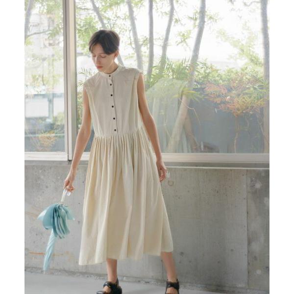 ランバンオンブルー LANVIN アイボリー フリル&ゴールドチャーム付モカシン LANVIN en Bleu / ランバン オン ブルー フレアーフリル＆JLチャーム