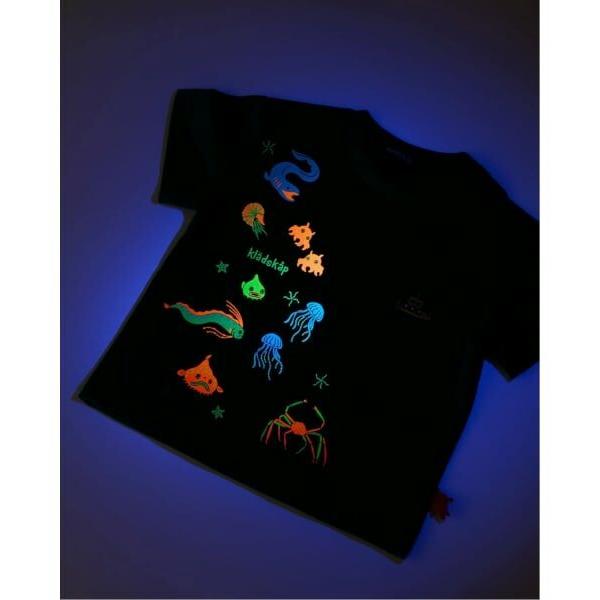 クレードスコープkladskap トップス kladskap（クレードスコープ） 蓄光深海魚刺しゅう半袖Tシャツ