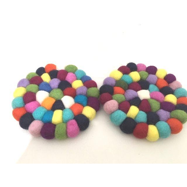 最安値挑戦中★直径14cm前後★カラフルポコポコフエルト鍋敷き なべ敷き カラフルポップフェルトボール北欧テイストの可愛いナベ敷き |  | 01