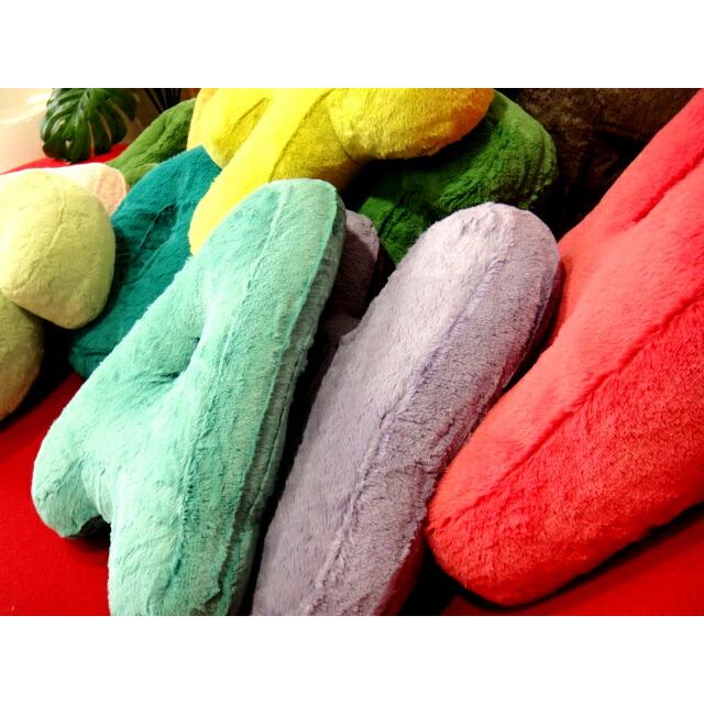 ★カラフル可愛い♪AccentStyle（アクセントスタイル）イニシャルクッション　ダイカットアルファベットローマ字 |  | 02