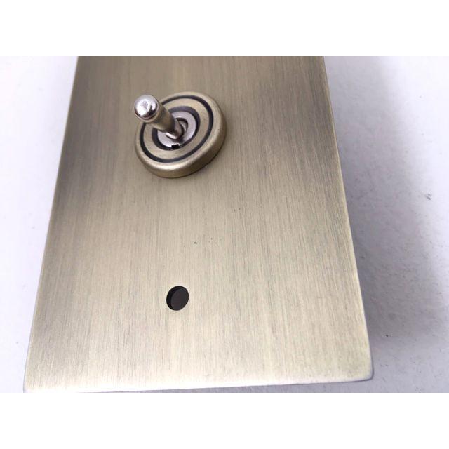 かっこいいレトロオシャレな壁スイッチ♪トグルスイッチ付プレート　アンティークシングル　昭和モダン　シャビー　アメリカン　カントリー　男前　工業系 |  | 02