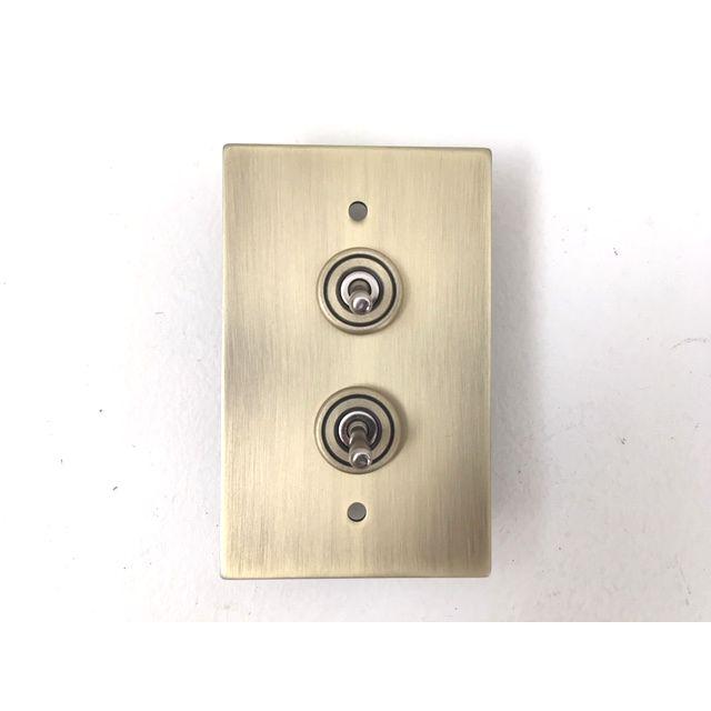 かっこいいレトロオシャレな壁スイッチ♪トグルスイッチ付プレート　アンティークダブル　シャビー　アメリカン　カントリー工業系 | 