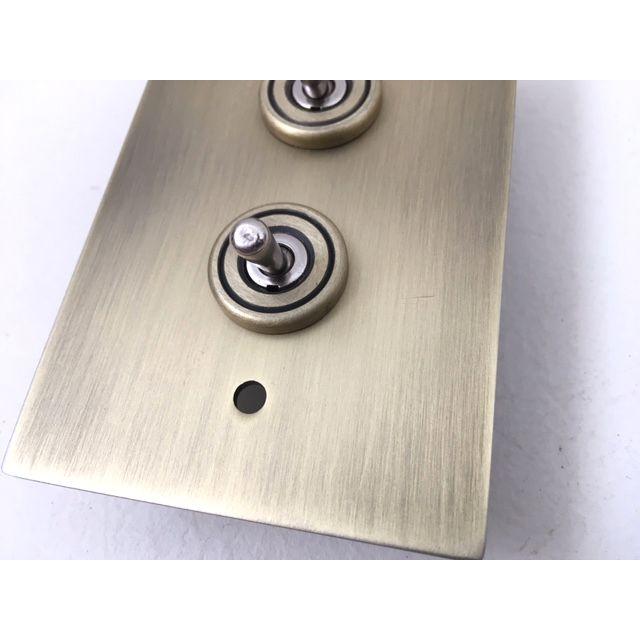 かっこいいレトロオシャレな壁スイッチ♪トグルスイッチ付プレート　アンティークダブル　シャビー　アメリカン　カントリー工業系 |  | 02