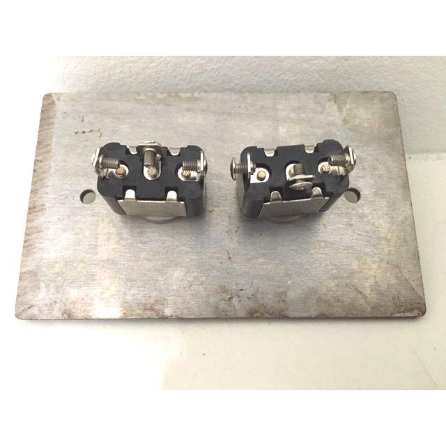 最安値挑戦中★かっこいいレトロオシャレな壁スイッチ♪トグルスイッチ付プレート 木目調ダブル アンティークシャビー |  | 04