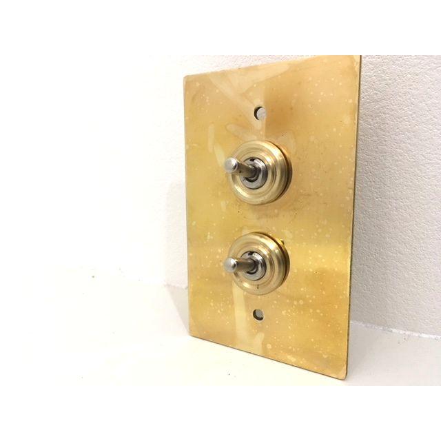 最安値挑戦中★かっこいいレトロオシャレな壁スイッチ♪トグルスイッチ付プレート 真鍮ダブル アンティークシャビー アメリカン カントリー | 