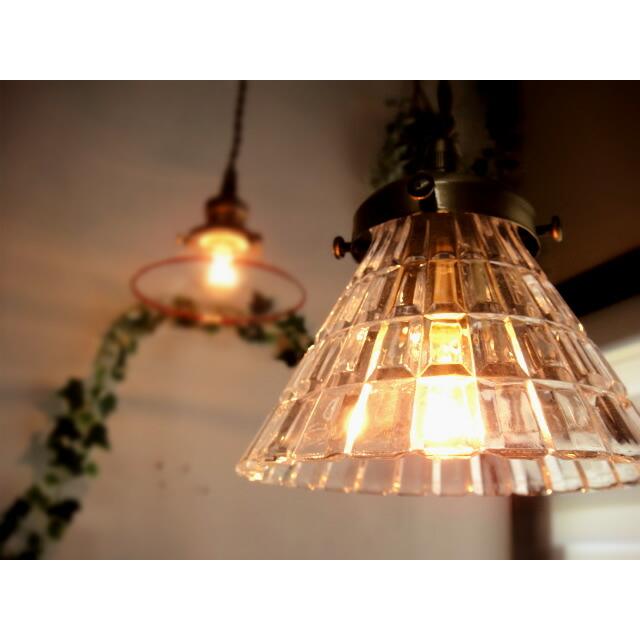 最安値挑戦中★アンティーク調ガラスペンダントランプ▲60　１灯灯具真鍮カラーレトロE17電球プチペンダントライト吊り下げ照明【RCP】 | 