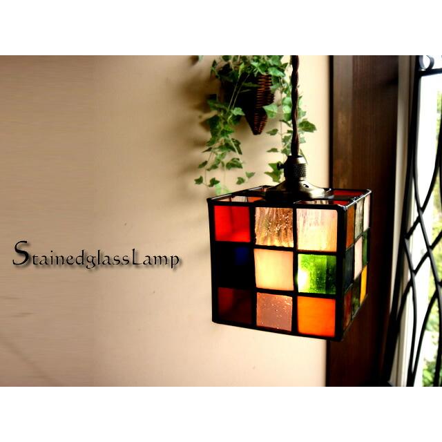 ★アンティーク調ステンドグラススクエアペンダントランプ マルチブロックカラフル ペンダントライト天井照明 | 
