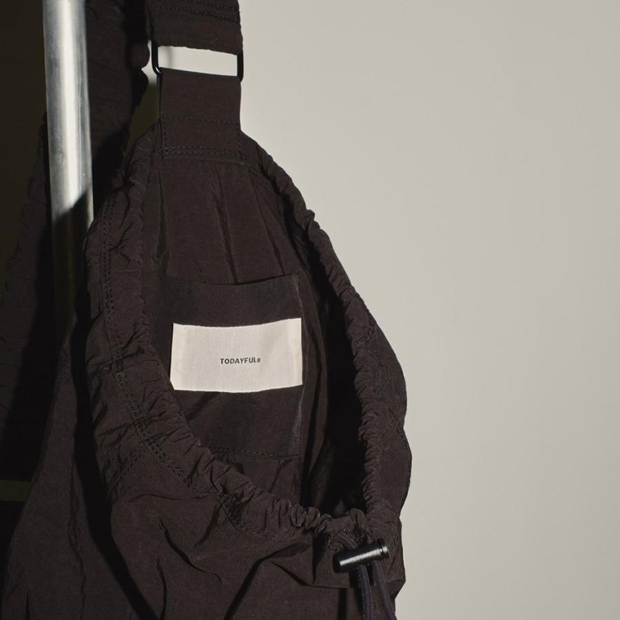 TODAYFUL Nylon Gather Bag ナイロンギャザーバッグ です TODAYFUL（トゥデイフル）の「【TODAYFUL/トゥデイフル