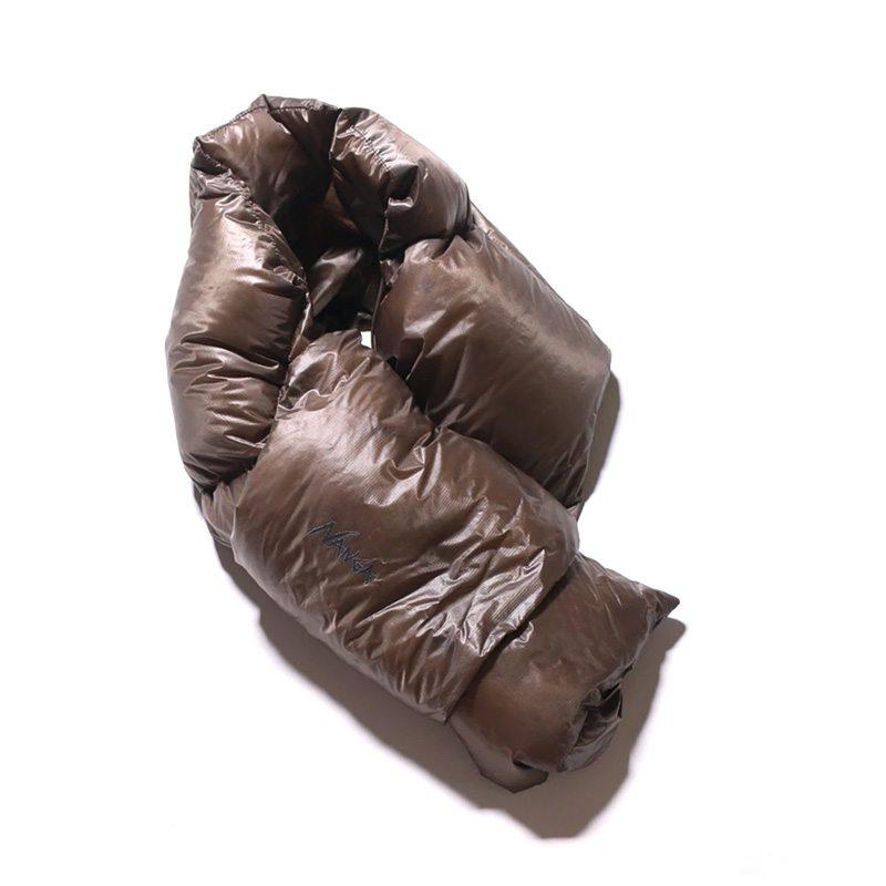 NANGA ナンガ PORTABLE LIGHT DOWN MUFFLER ポータブルライトダウンマフラー (ユニセックス) タウンシーン アウトドアシーン 冬キャンプ 超軽量コンパクト | NANGA | 02