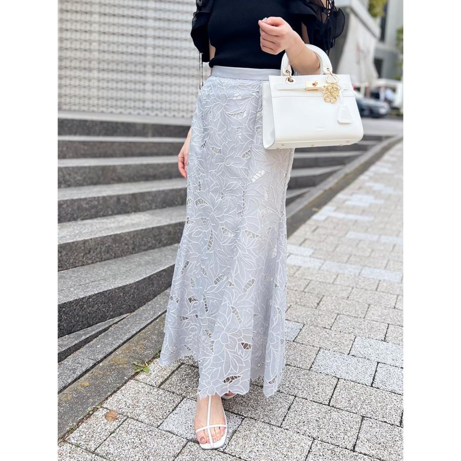 SNIDEL（スナイデル） SALE40%OFF カットワークセミフレアスカート