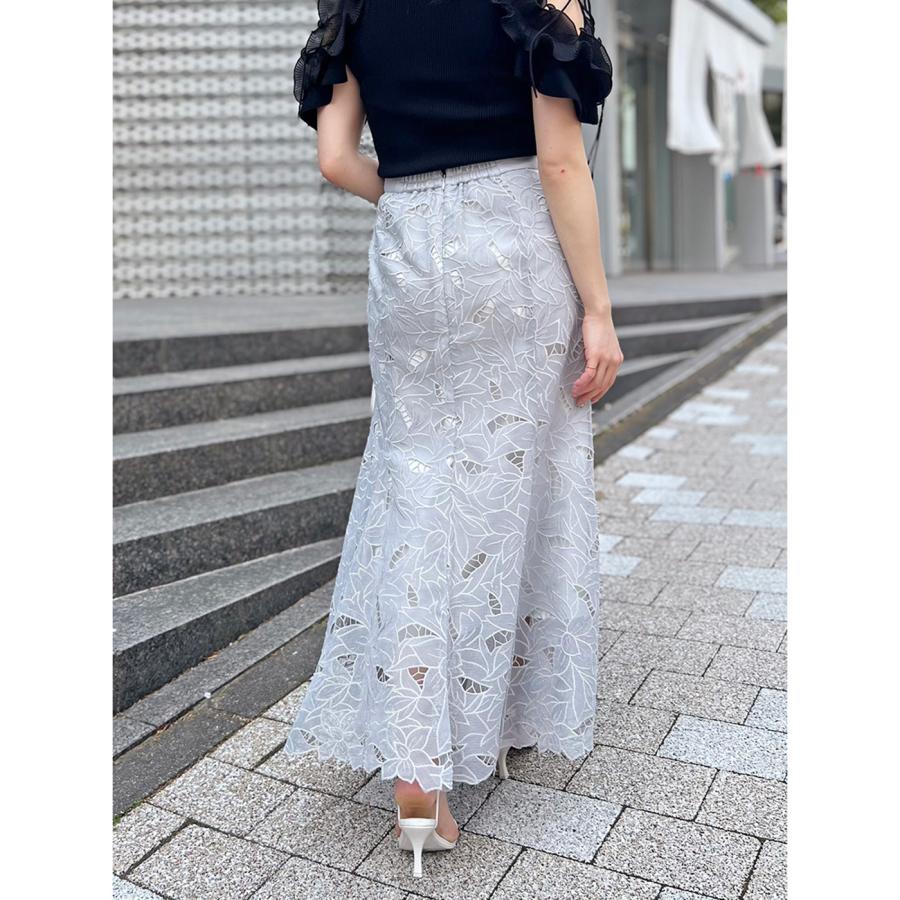 SNIDEL（スナイデル） SALE40%OFF カットワークセミフレアスカート