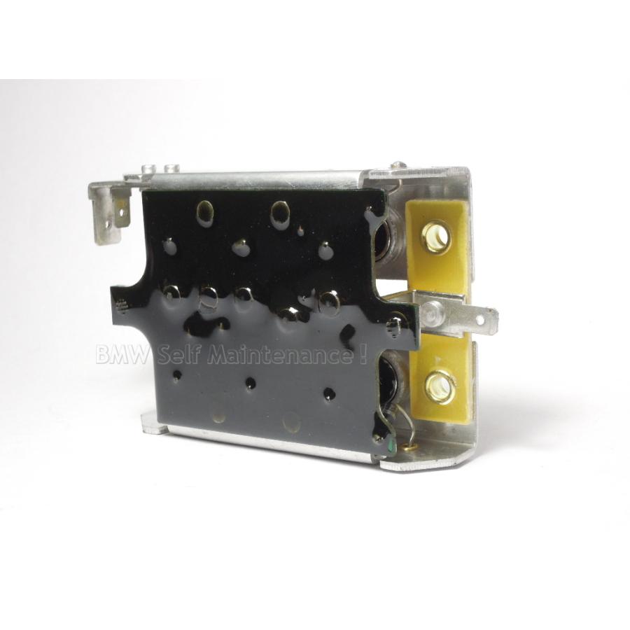 ダイオードボード BMW R100RS R100RT R100GS R100CS R100S R90S R90/6 R80 R80GS R75 R65 R60 R50 R45 レクチファイヤー 12311244063 |  | 01