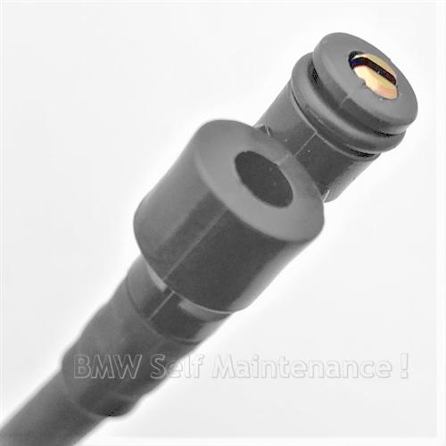 スピードメーターケーブル 新品 ドイツ製 BMW R1100RS R1100RT R1100R R1150RS R1150RT エンデュララスト 62122306079 |  | 02