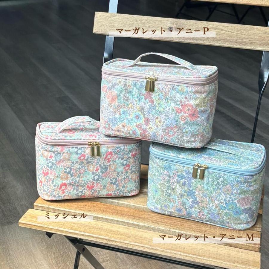 新商品】バニティポーチ コスメポーチ メイクポーチ 仕切り 筆収納