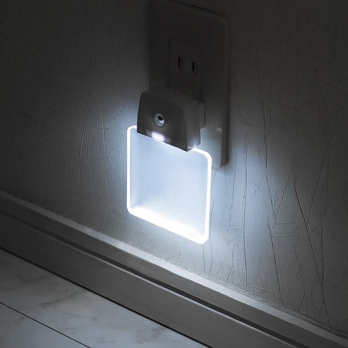 常夜灯 室内 LED ナイトランプ SV-4250 足元灯 コンセント ナイトライト センサー フット 自動点灯 消灯 照明 屋内 明暗センサー 送料無料 | セーブインダストリー | 04