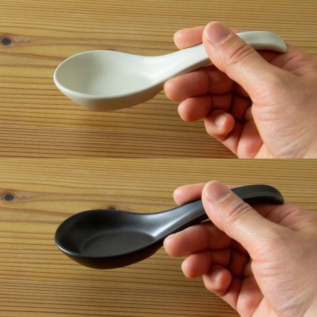 かもしか道具店 れんげ レンゲ 白 黒 陶器 日本製 スプーン ラーメン