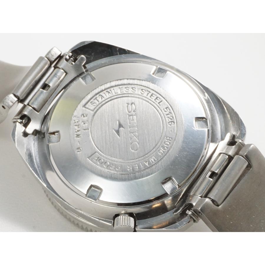 SEIKO 5 腕時計 The Seiko 5 SNK-809 $50 Mechanical Wristwatch: The Full Nick
