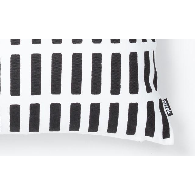 キャンバス クッションカバー 50×50cm SIENA ホワイト×ブラック Artek 