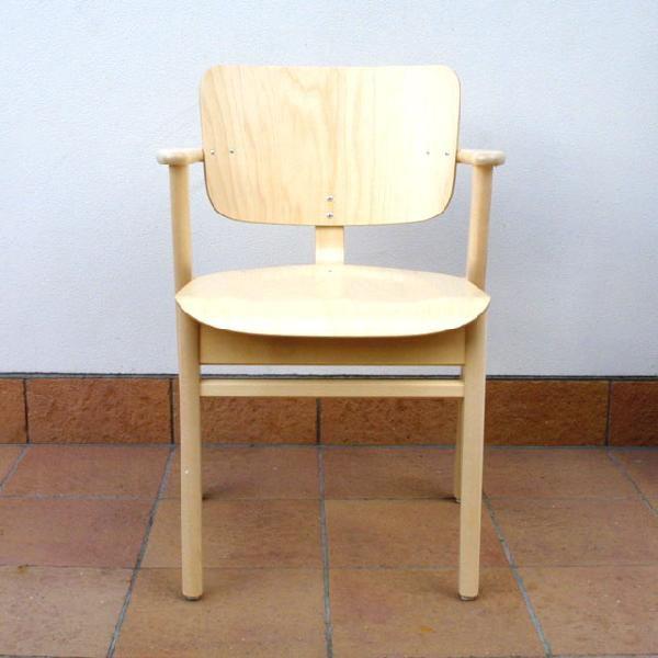 Artek DOMUS CHAIR バーチ材 ドムス チェア バーチ ハニー ステイン – Artek Tokyo Store