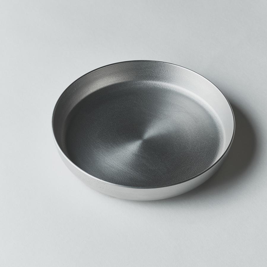 錫製 冷菓皿 大阪製 千田硝子食器オリジナル 蜜 mitsu 名入れ可能 ギフト デザート 錫婚式 お祝い 桐箱 還暦祝い 母の日 父の日 退職祝い 国内製 | 大阪錫器 | 02