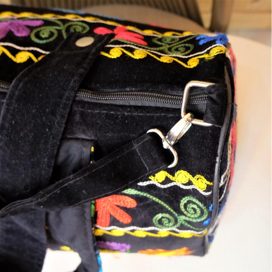 スザンニ スザニ 刺繍 可愛い ハンドメイド ウズベキスタン ブラック