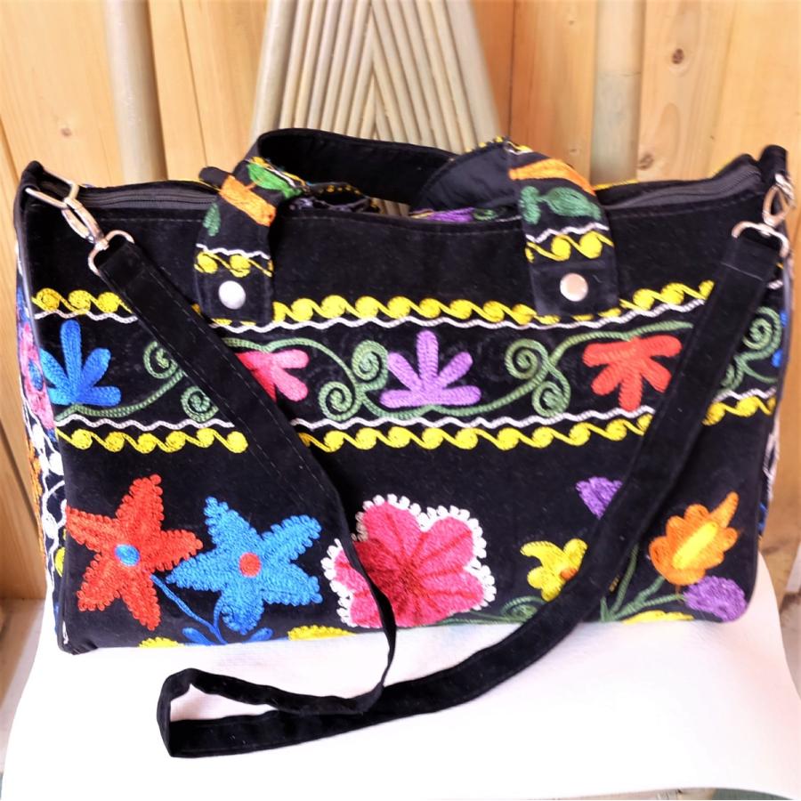 スザンニ スザニ 刺繍 可愛い ハンドメイド ウズベキスタン ブラック