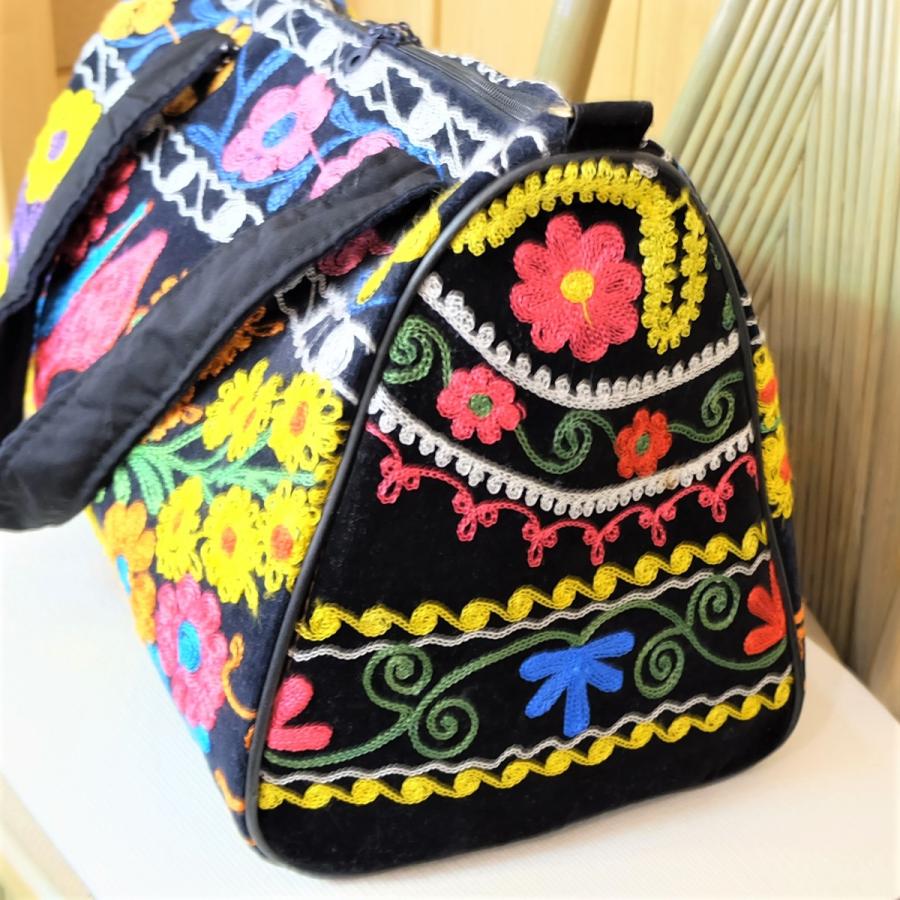 スザンニ スザニ 刺繍 可愛い ハンドメイド ウズベキスタン ブラック