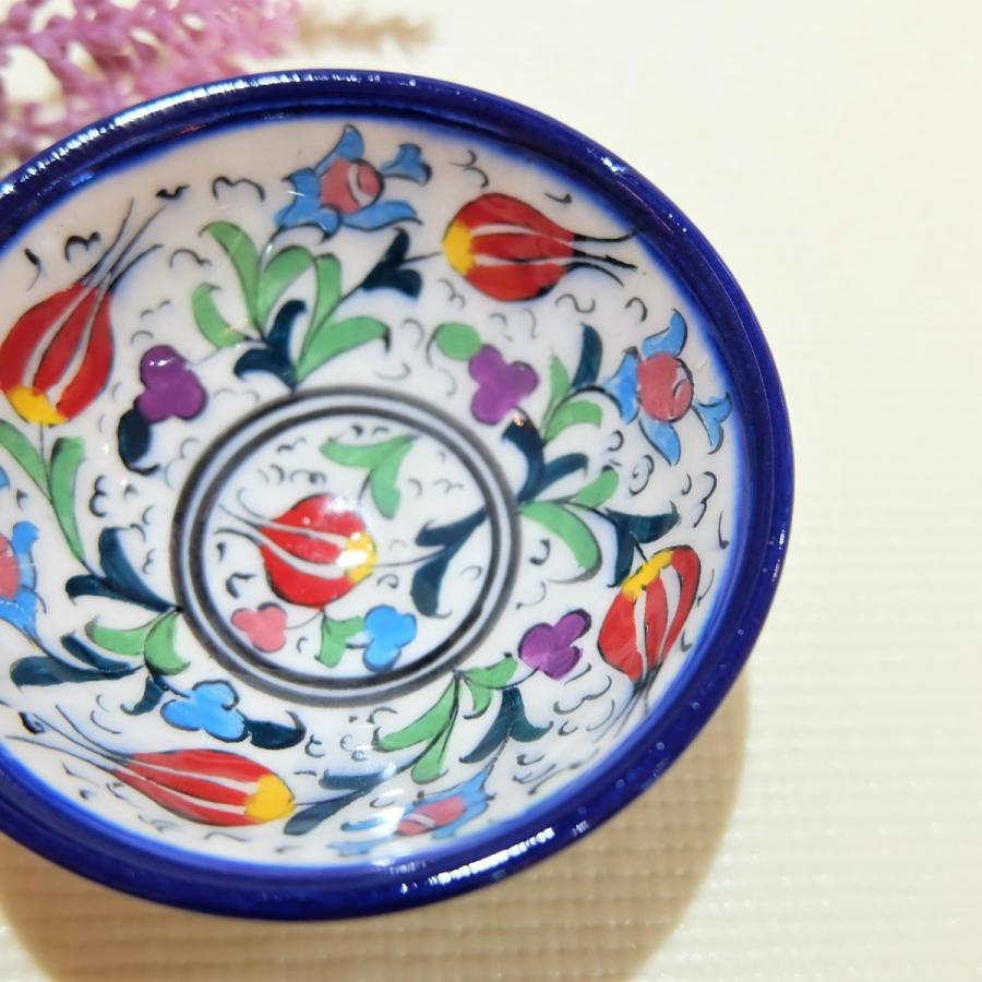 トルコ製 丸いボール形手描き陶器 トルコ製 丸いボール形手描き陶器