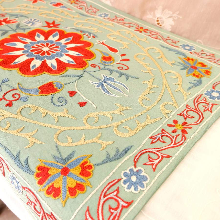 スザンニ スザニ ウズベキスタン 刺繍 シルク タペストリー 壁 スザンニ スザニ ウズベキスタン 刺繍 シルク タペストリー 壁