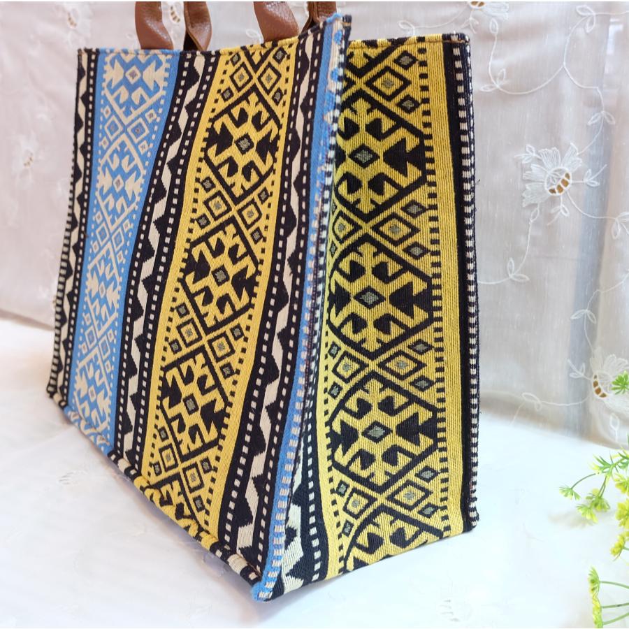 トルコ雑貨　ハンドメイド トルコ雑貨 トルコ陶器 キュタフア陶器 壁掛け タイル