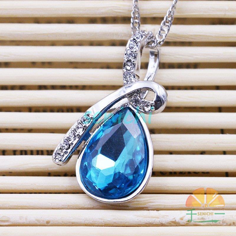 pomellato ペリドット　チャーム　ペンダントトップ　雫 ペンダントトップ アクセサリー レディース 女性 婦人 ペンダント