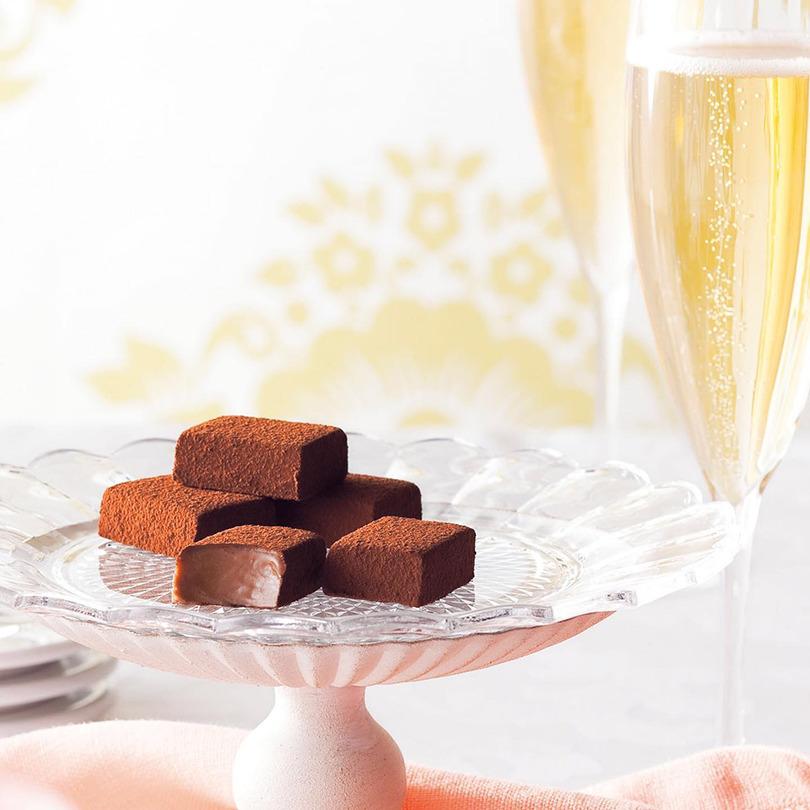 北海道産生クリーム使用!!甘いご褒美!とろける生チョコ300g  30個 北海道産生クリーム使用!!甘いご褒美!とろける生チョコ300g 30個