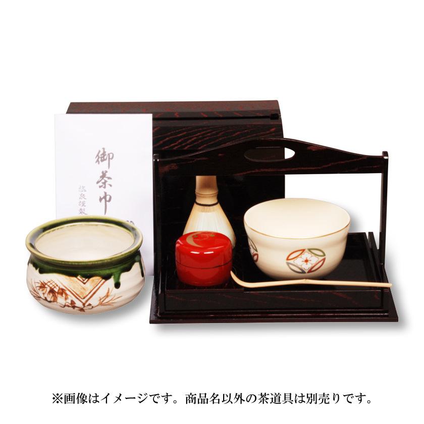 黒色鉛筆 尖った先端