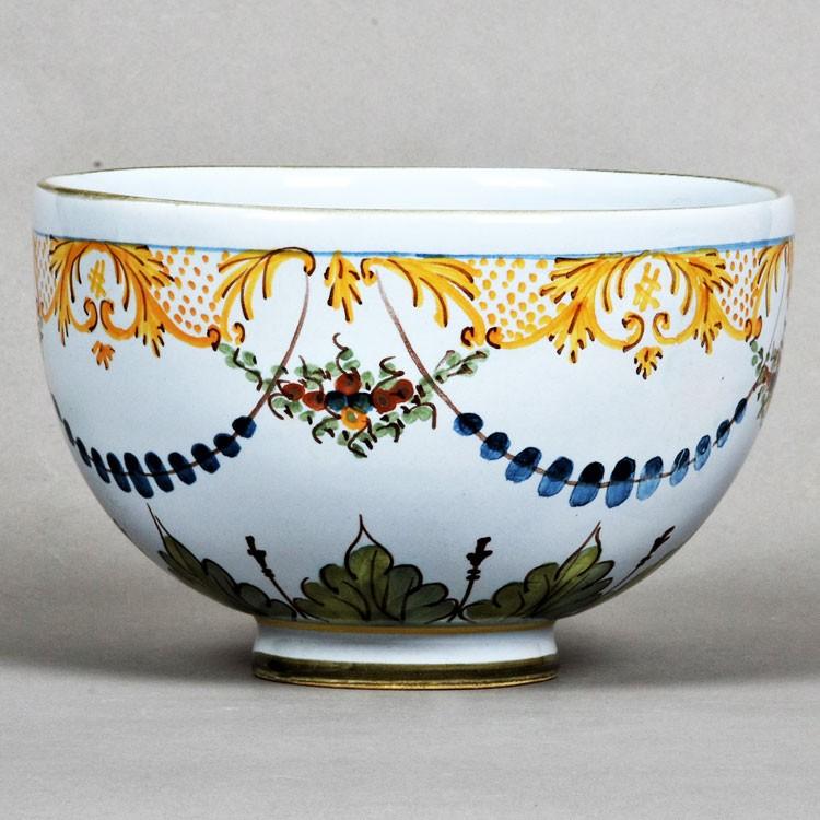 ミルタ·モリジ 牛絵茶碗